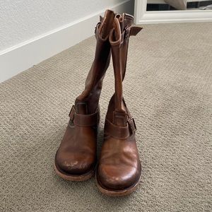 Steve Maddens, size 9, leather boots